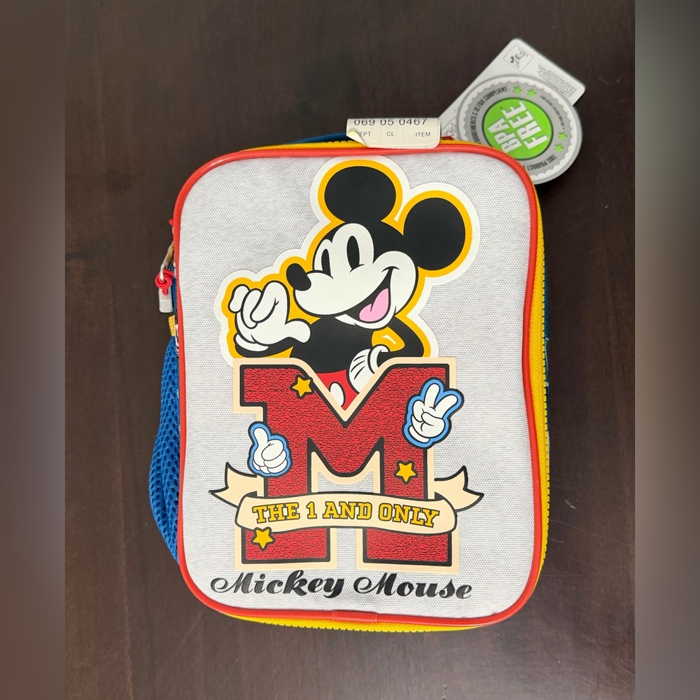Disney Mickey Classic Lunch Bag. NWT